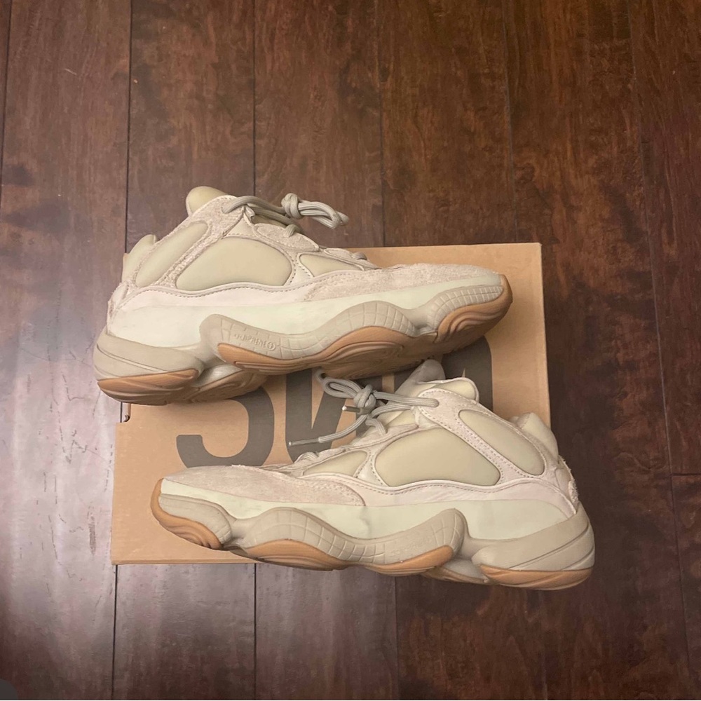 Yeezy 500 Stone - SZ 8